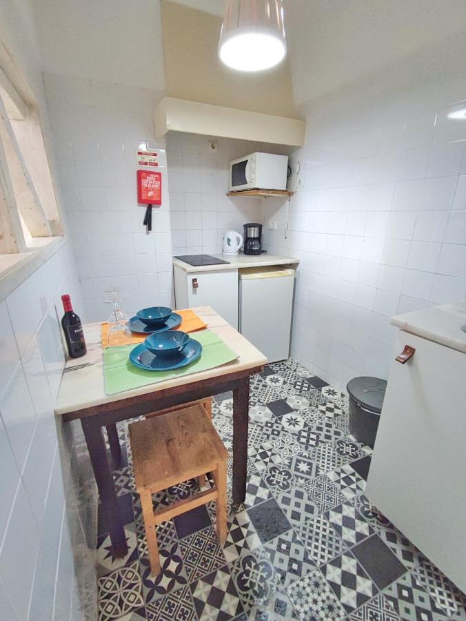 Small Lovely Studio Lisboa Exteriör bild